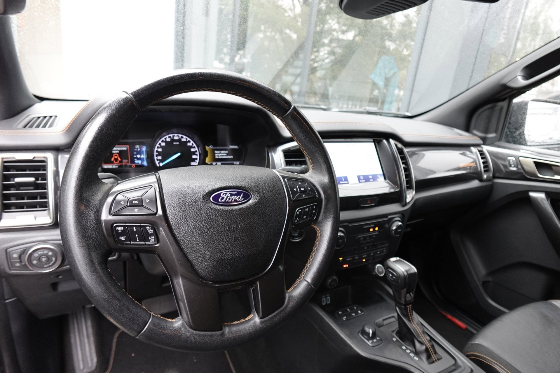 Ford Ranger 2.0 TDCI CAM PDC KEYLESS, Auto's, Automaat, Dealer onderhouden, Stof, Gebruikt