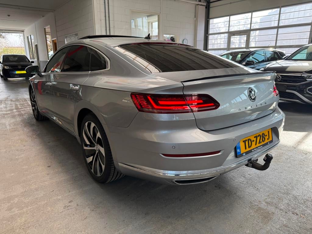 Volkswagen Arteon 2.0 TDI Business R Line Panorama/Leer/Xeno, Arteon, Gebruikt, 4 cilinders, Origineel Nederlands