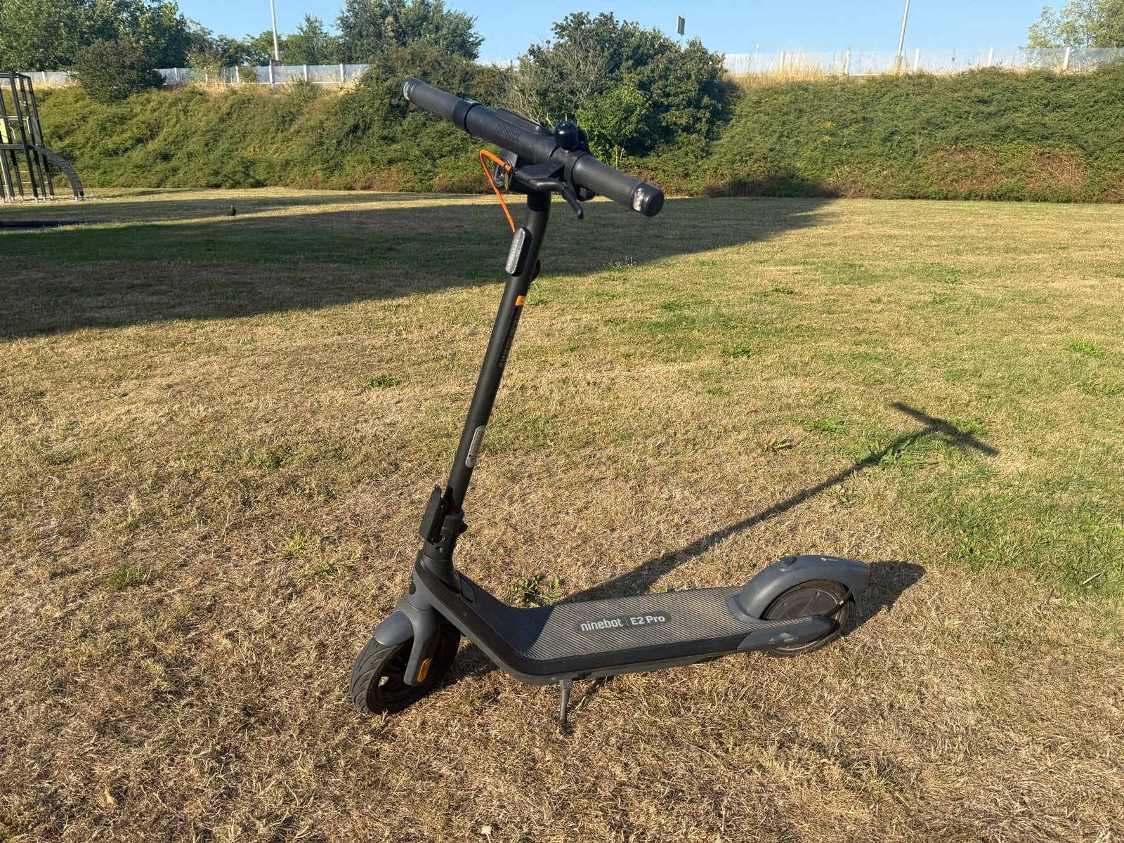 Segway Ninebot E2 Pro Elektrische Step - Zo goed als nieuw, Ophalen, Zo goed als nieuw, Elektrische step (E-scooter)
