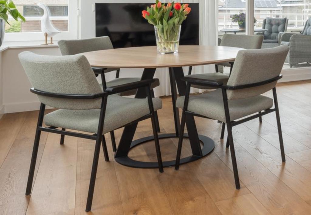 Ronde Harvink eiken eettafel, Huis en Inrichting, Ophalen, Grenenhout, Moderne, minimalistische stijl, Rond