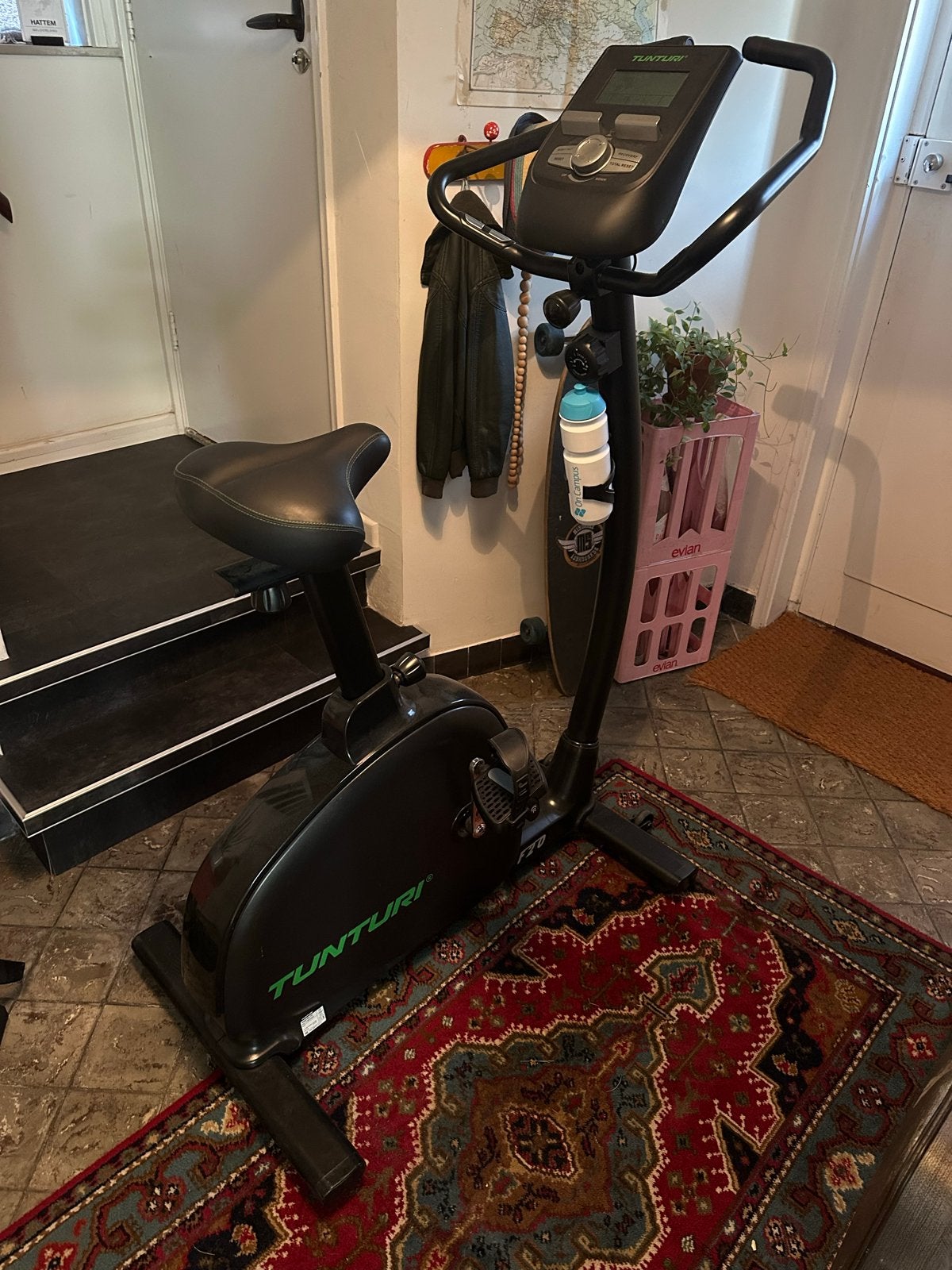 Tunturi F20 Upright Bike Hometrainer - Zo goed als nieuw, Ophalen, Zo goed als nieuw, Metaal, Benen