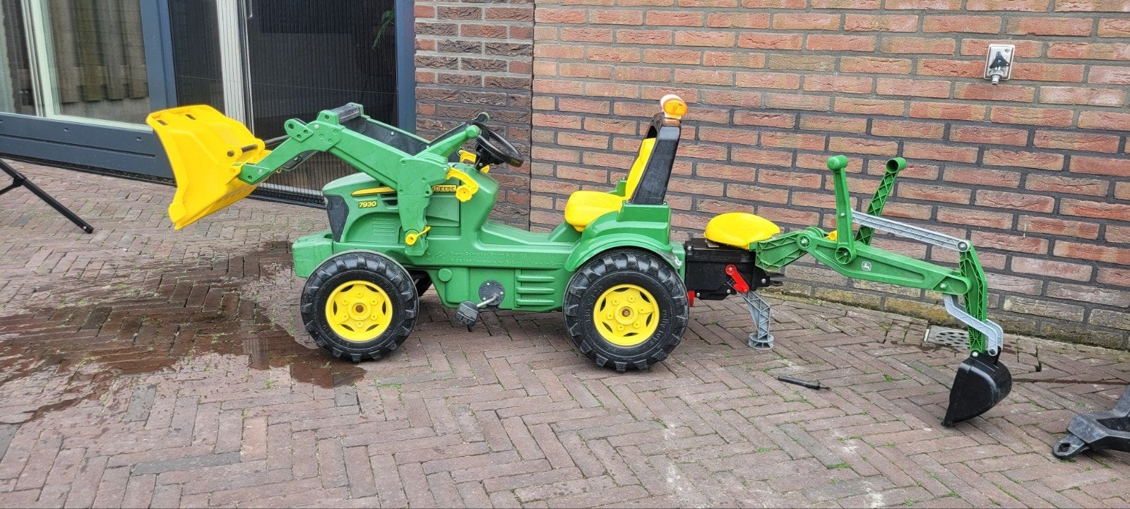 John Deere traptractor met aanhanger en graafarm, Kinderen en Baby's, Speelgoed | Speelgoedvoertuigen, Ophalen of Verzenden, Gebruikt