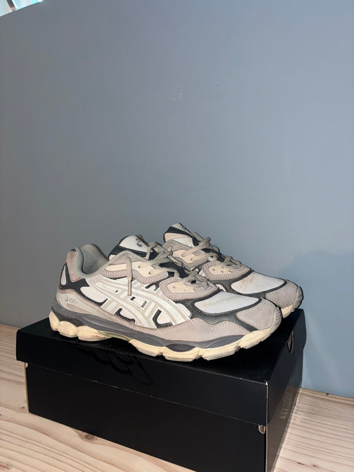 Asics Gel NYC - Maat 45 - Zo goed als nieuw, Ophalen of Verzenden, Zo goed als nieuw, Sneakers of Gympen
