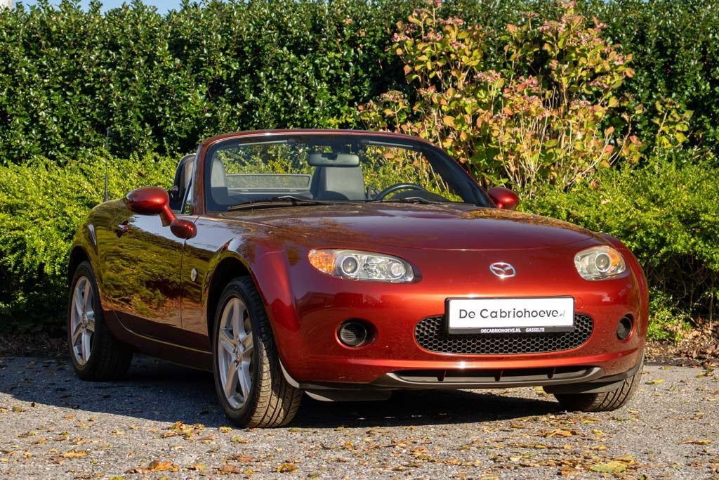 Mazda MX-5 NC 1.8l Copper Red Mica, 1005 kg, Achterwielaandrijving, Gebruikt, Zwart