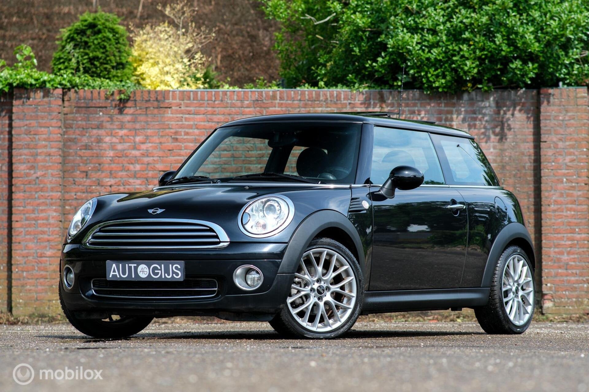 Mini Mini 1.6 Cooper | Xenon | Panoramadak | Exclusieve audi, Auto's, Voorwielaandrijving, Gebruikt, 4 cilinders, 4 stoelen