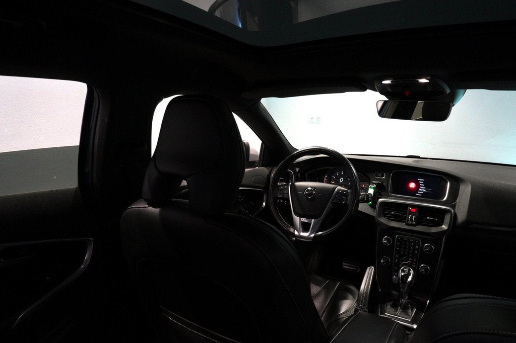 Volvo V40 2.0 T4 R-design, Auto's, Blauw, Bedrijf, 1342 kg, 1500 kg