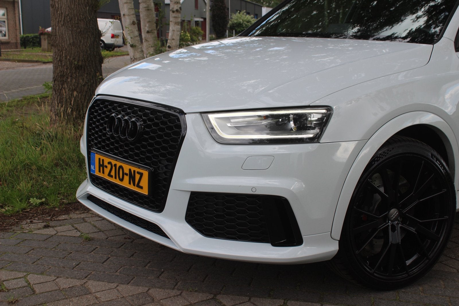 Audi RS Q3 2.5TFSI Quattro 310pk Keyles/kleppensystm/leder, Auto's, Automaat, Zwart, Wit, Vierwielaandrijving