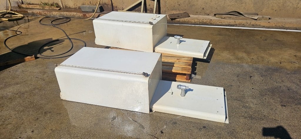 Oliebar 230 ltr 3x, Ophalen
