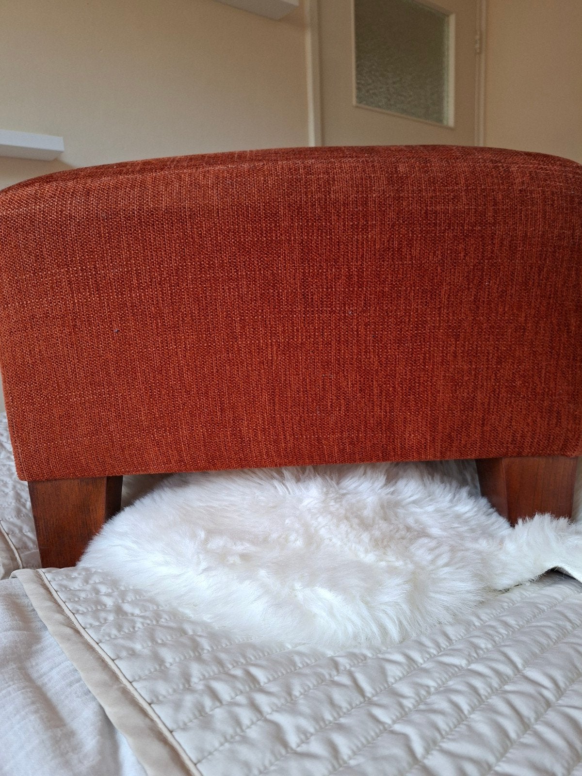 poef, vierkant. chenille stof, terra kleur., Ophalen, Zo goed als nieuw, Stof, 50 tot 75 cm