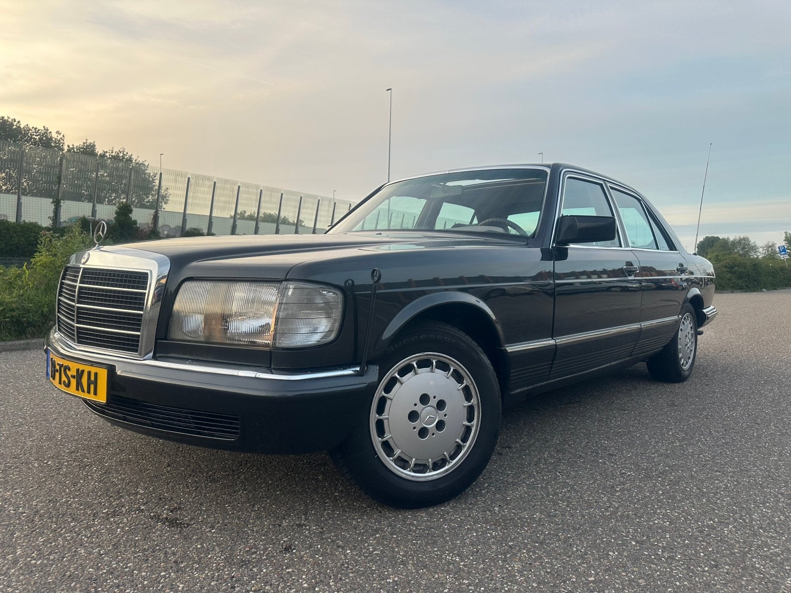 Mercedes-Benz 280 SE W126 AUT Pullman Cruise Schuifdak UNIEK, Automaat, 2717 cc, Zwart, Particulier