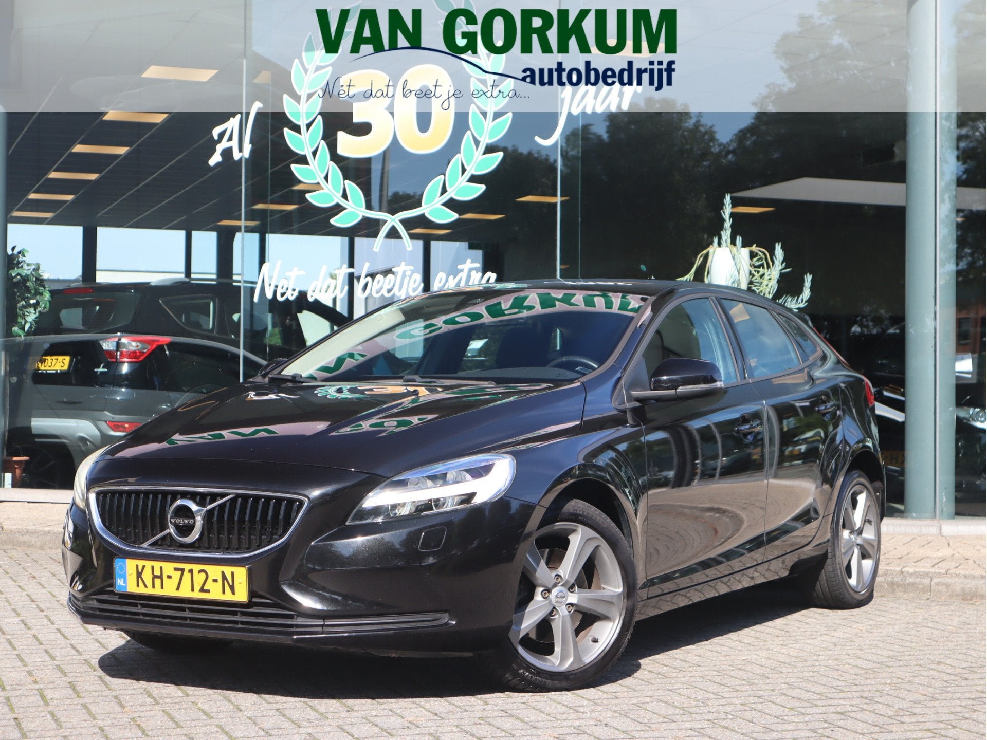 Volvo V40 2.0 T3 Momentum Navi / Stoelverw / Standkachel / P, Auto's, Voorwielaandrijving, Stof, Gebruikt, 4 cilinders