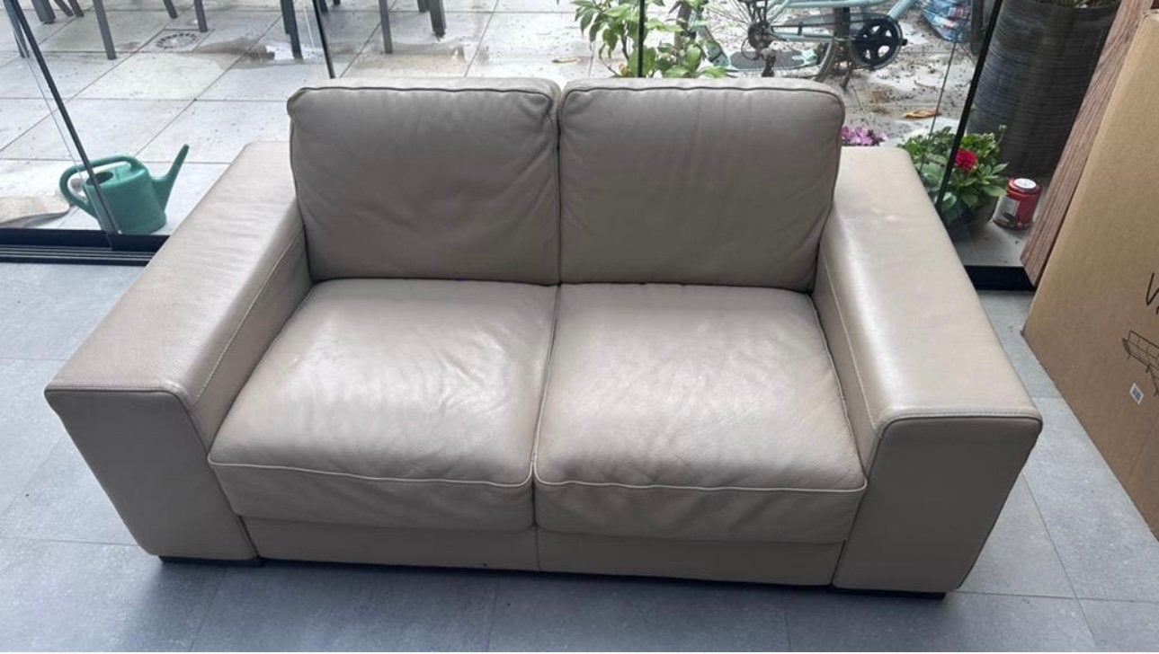 Natuzzi tweezitbank leer beige, Ophalen, Zo goed als nieuw, Tweepersoons, Leer