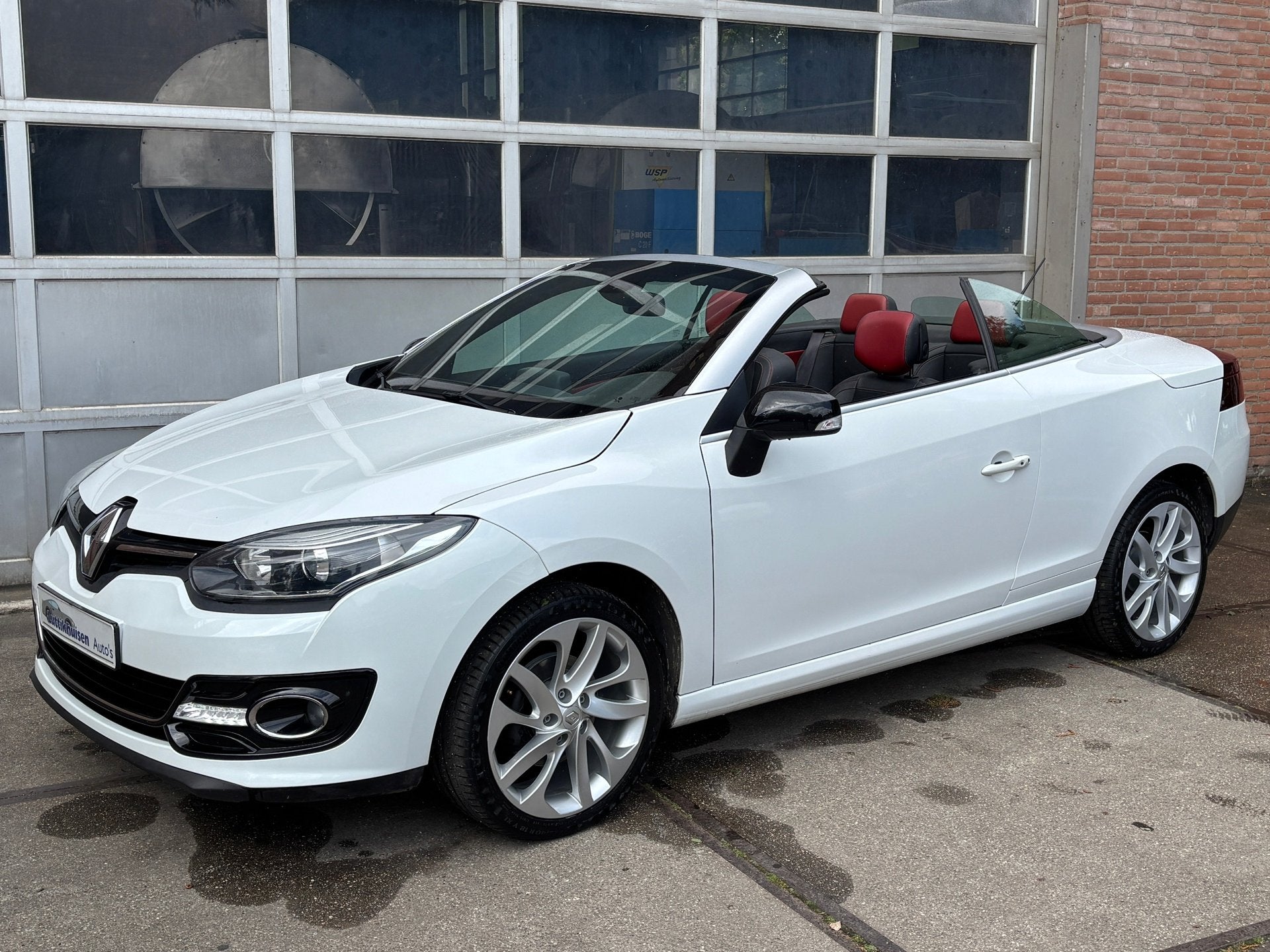 Renault Mégane Coupé-Cabriolet 1.2 TCe Privilége,LEDER,NA, Auto's, Voorwielaandrijving, Dealer onderhouden, 1490 kg, Gebruikt