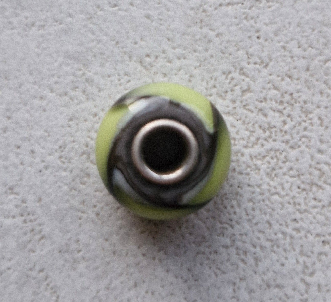 Trollbeads Kraal Gordeldier Groen, Sieraden, Tassen en Uiterlijk, Bedels, Ophalen of Verzenden, Zo goed als nieuw, Glas of Kristal