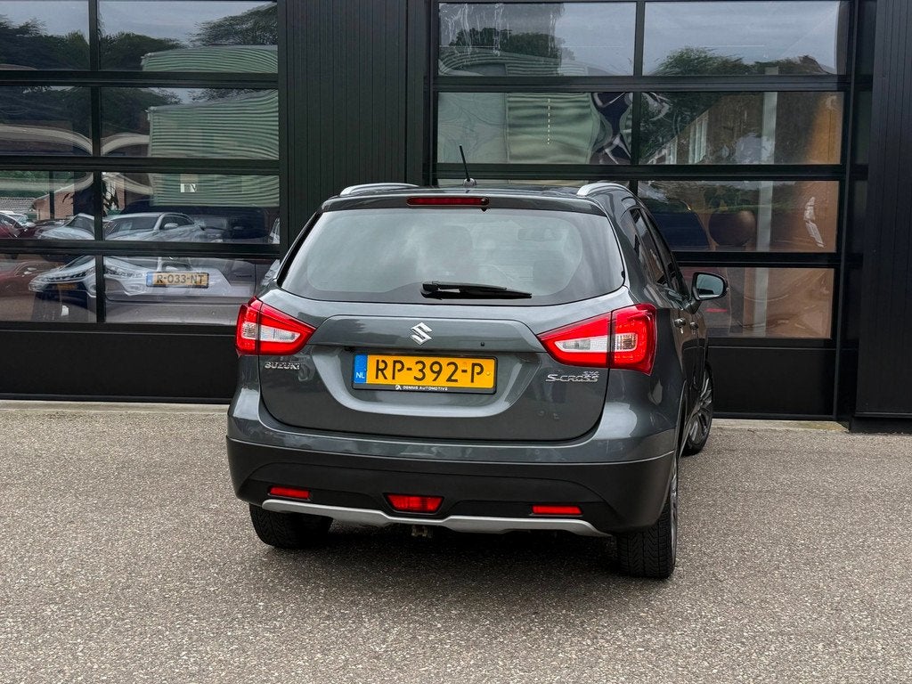 Suzuki S-Cross 1.0 Boosterjet Exclusive Led Navi Camera Trek, Auto's, Suzuki, Voorwielaandrijving, Gebruikt, Euro 6, 400 kg