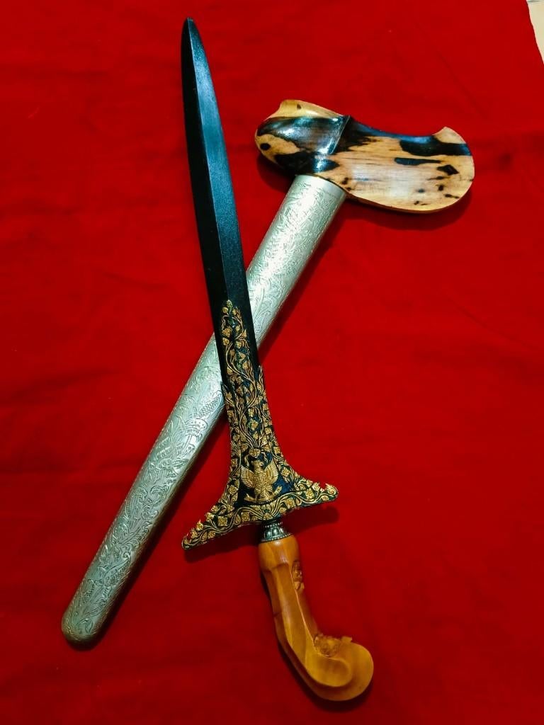 Antieke Keris Sepang Pamor Keleng Garuda Kinatah Goud SVG32, Antiek en Kunst, Wapen, Verzenden, Overige materialen, Indonesië