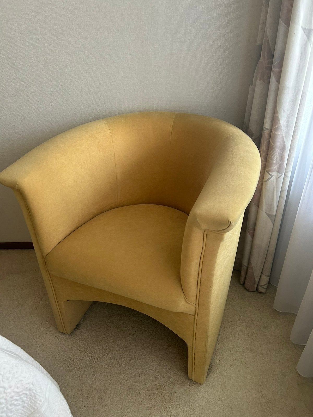 Gele kuipstoel zo goed als nieuw, Huis en Inrichting, Fauteuils, Ophalen, 75 tot 100 cm, Zo goed als nieuw, Stof