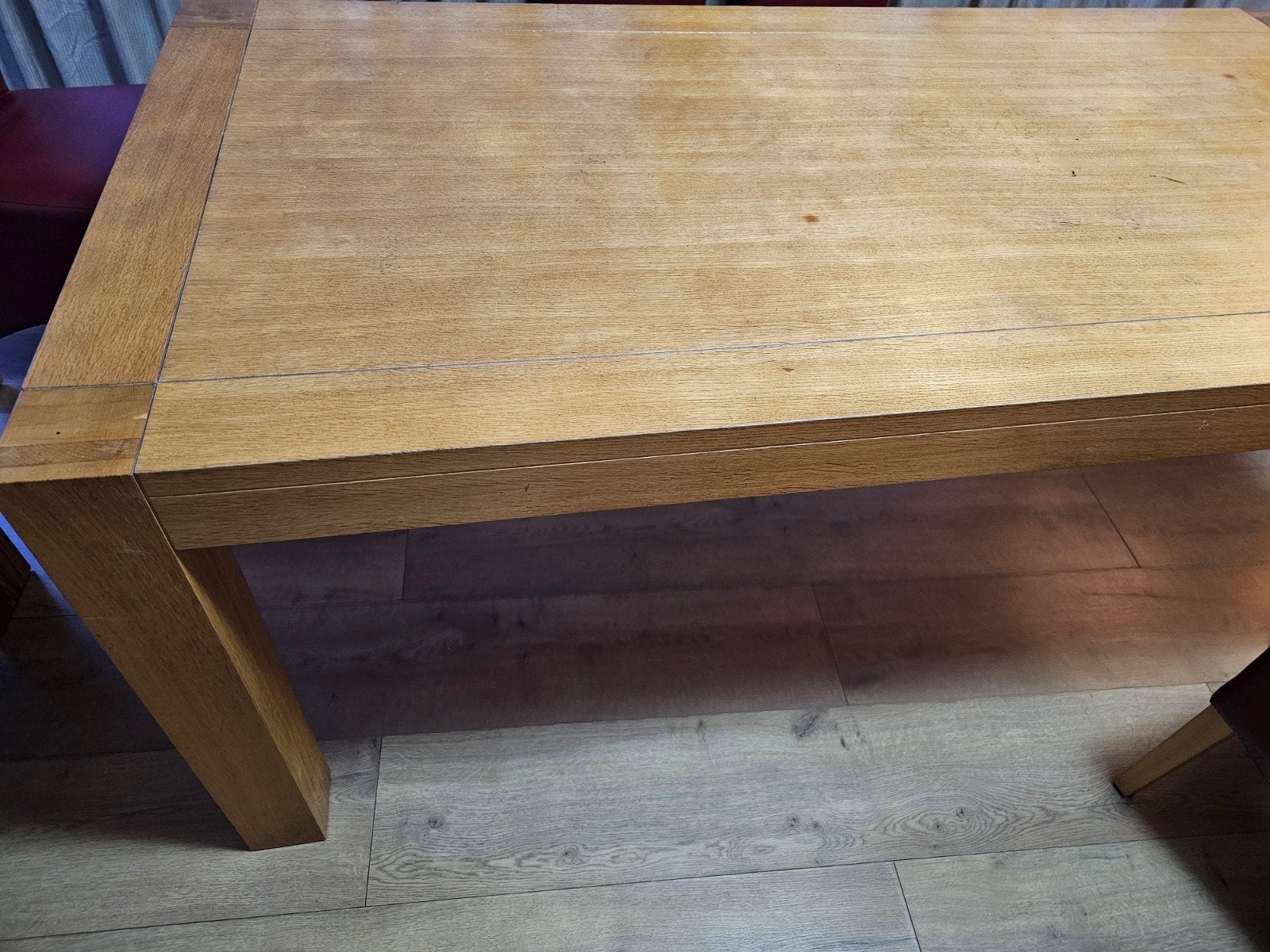 Houten eettafel 180x90x85 cm moet weg, Huis en Inrichting, Tafels | Eettafels, Ophalen, Gebruikt, 50 tot 100 cm, Vijf personen of meer