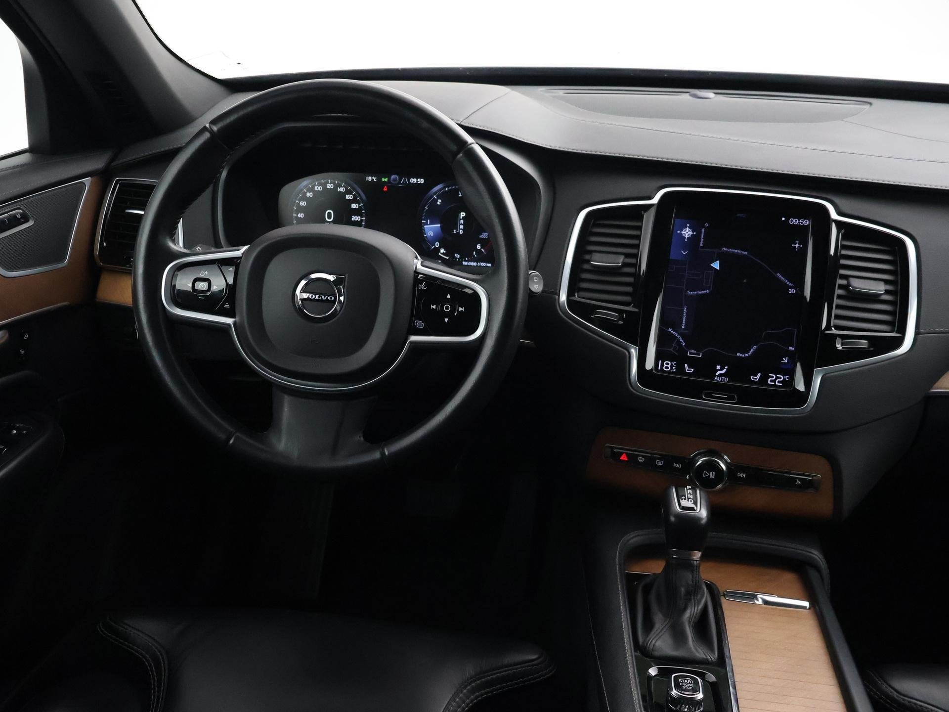 Volvo XC90 2.0 D5 AWD 235 PK AUT. GRIJS KENTEKEN INSCRIPTION, Gebruikt, Euro 6, 4 cilinders, 1969 cc