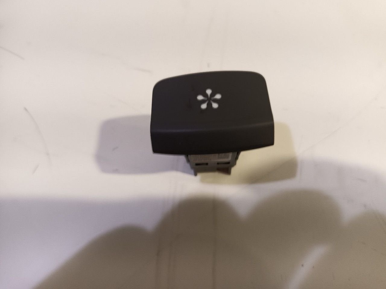 Schakelaar diversen Renault Scénic, Auto-onderdelen, Dashboard en Schakelaars, Onderdelen@venauto.nl, Van der Ven Autorecycling B.V.
