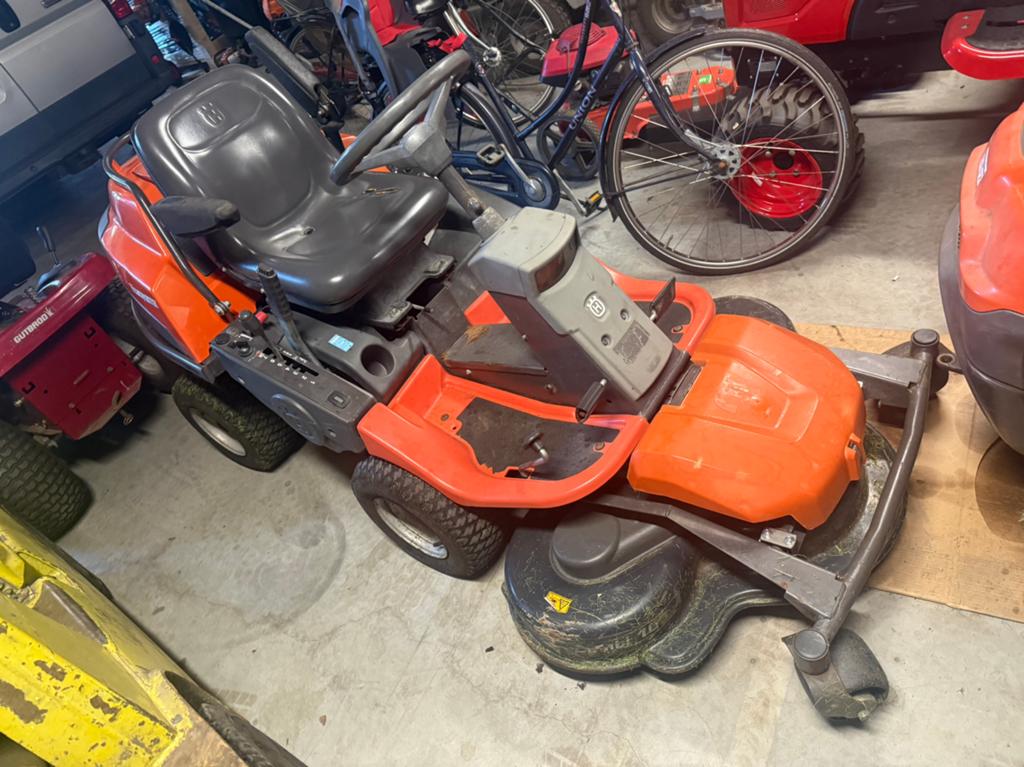 Husqvarna r418tsawd zo uit het werk, Ophalen, Eu, Eu, Zo goed als nieuw