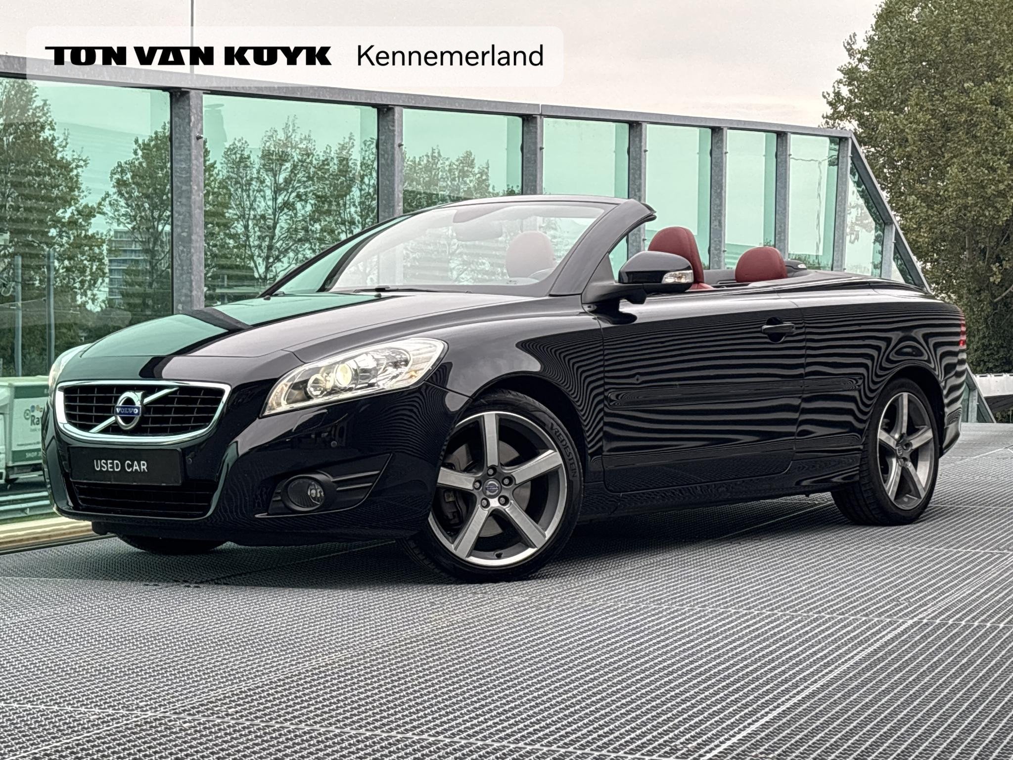 Volvo C70 Convertible 2.4i Intro Edition 170 PK Automaat, Le, C70, Gebruikt, Cabriolet, 4 stoelen