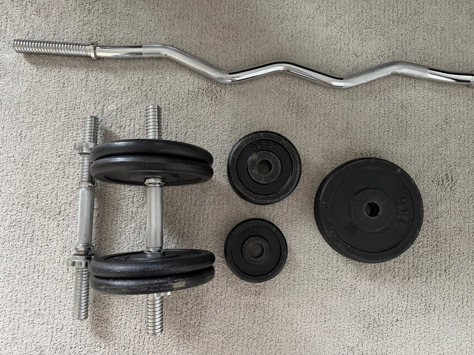 Gietijzeren gewichtenset (42.5 kg) met dumbells en curl bar, Ophalen, Gebruikt, Armen, Halterset