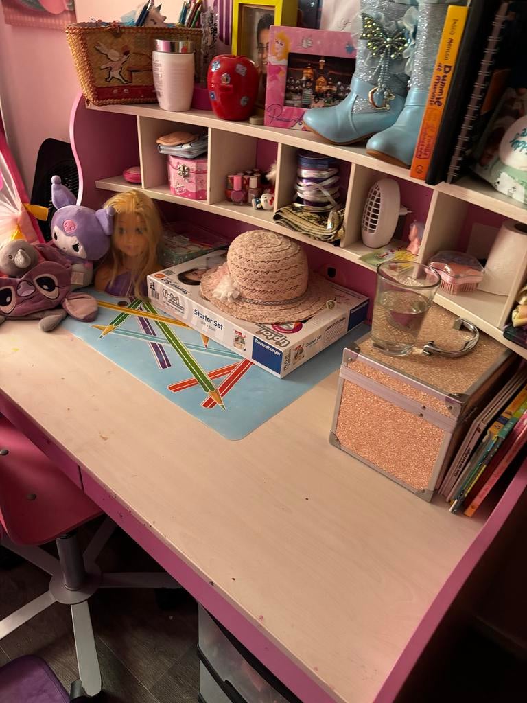 Roze kinderkamer set: bureau, kledingkast, bedhemel, Ophalen