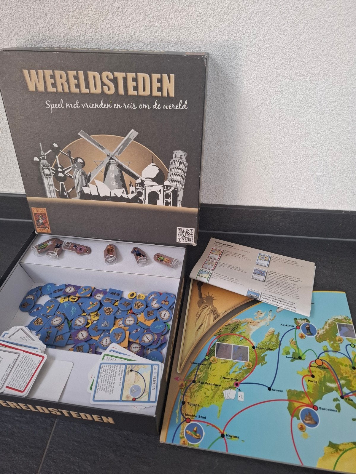 Wereldsteden Bordspel - Reis om de Wereld, Hobby en Vrije tijd, Jumbo, Ophalen of Verzenden, Zo goed als nieuw, Drie of vier spelers