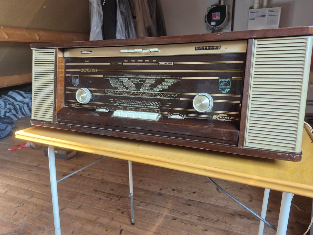 Philips radio jaren 50. 4jaar, Audio, Tv en Foto, Radio's, Ophalen of Verzenden, Gebruikt