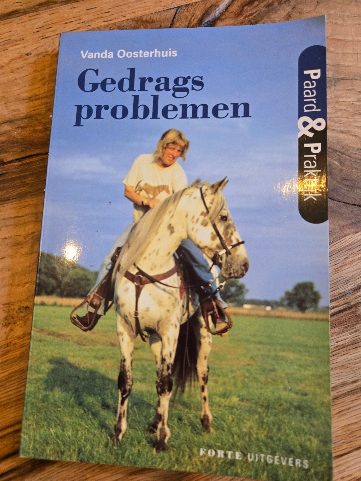 Gedragsproblemen Paard & Praktijk - Vanda Oosterhuis, Ophalen of Verzenden, Zo goed als nieuw, Vanda Oosterhuis