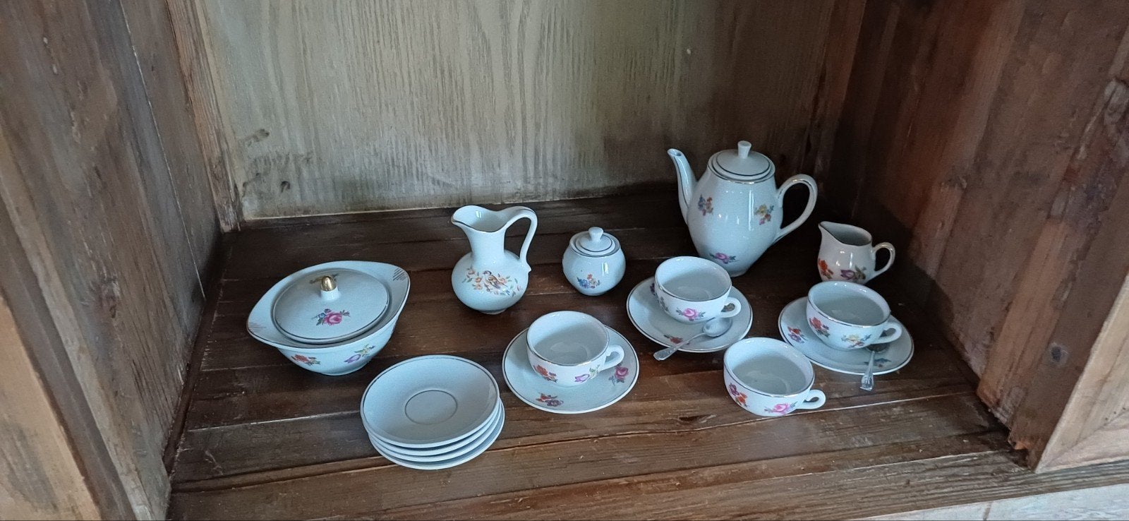 Vintage kinderserviesje met bloemmotief, Antiek en Kunst, Ophalen of Verzenden