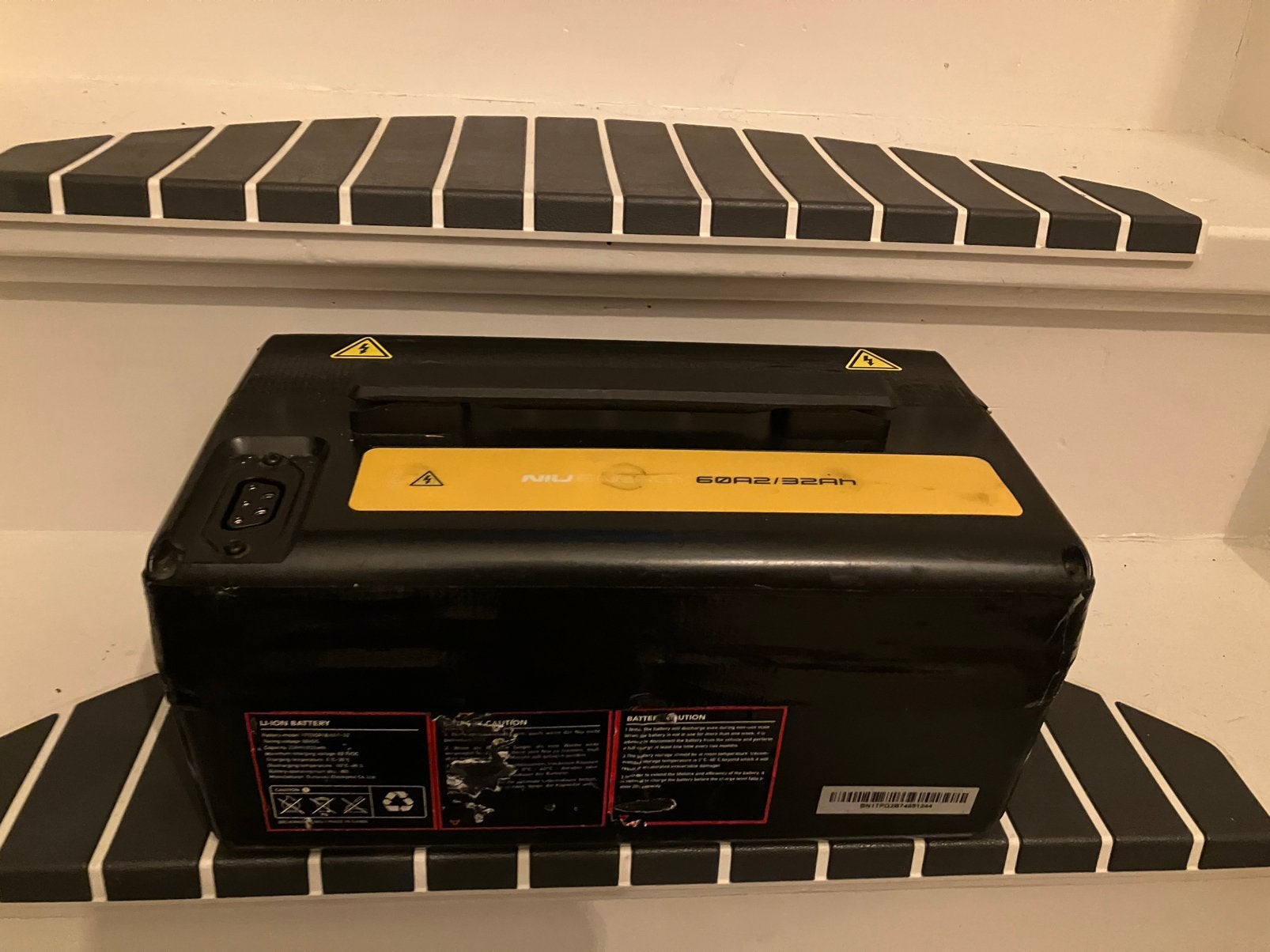 Niu battery 60a2/32Ah  100%SOH voor alle N series, Ophalen, Zo goed als nieuw