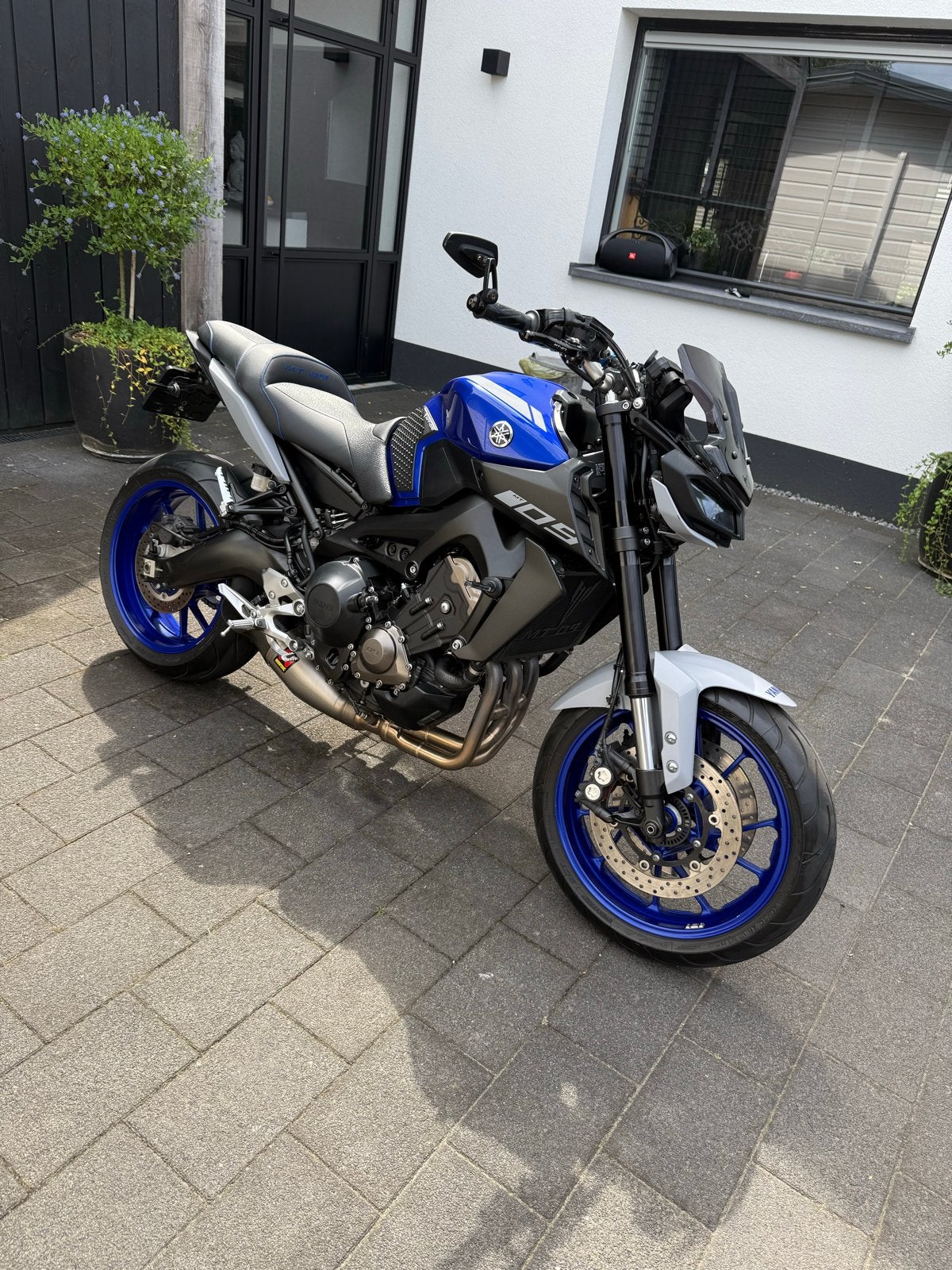 Yamaha MT-09 Naked Bike met Akrapovic uitlaat, Sportuitlaat, Gebruikt, 3 cilinders, Particulier