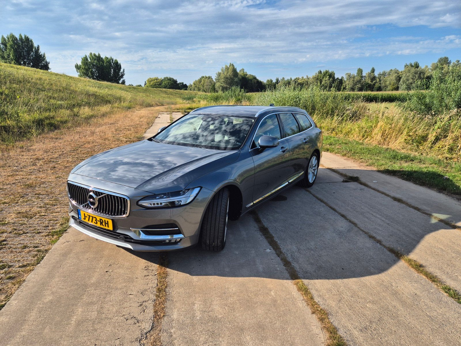 Volvo V90 T5 Inscription Automaat | 2018 | Trekhaak |, 15 km/l, Zwart, 4 cilinders, 1969 cc