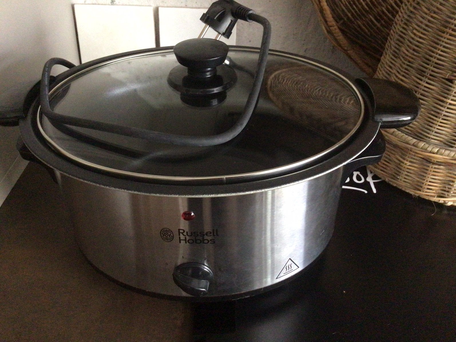 Te koop aangeboden: Russel en Hobbs slowcooker., Antiaanbaklaag, Overige typen, Ophalen of Verzenden, Zo goed als nieuw
