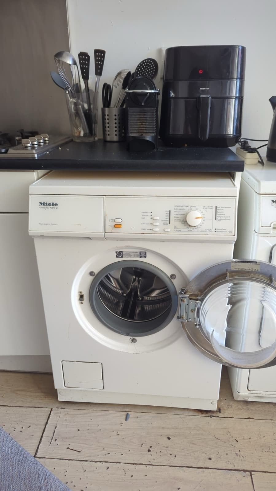 Miele wasmachine - gratis op te halen (kleine lekkage), Witgoed en Apparatuur, Ophalen, Gebruikt, Voorlader