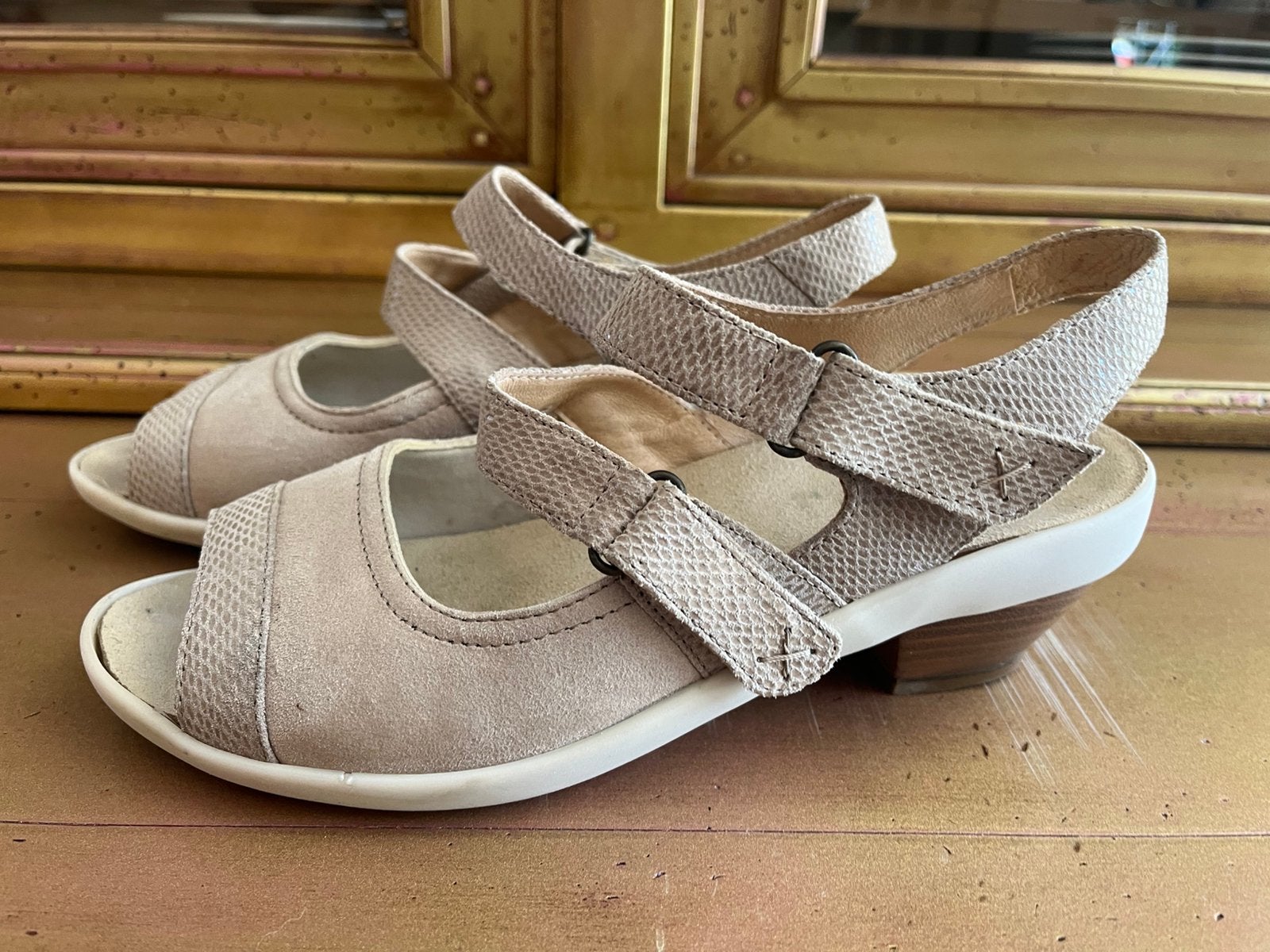 Xsensible sandalen maat 39 breedte H, Beige, Zo goed als nieuw, Sandalen of Muiltjes, Ophalen of Verzenden