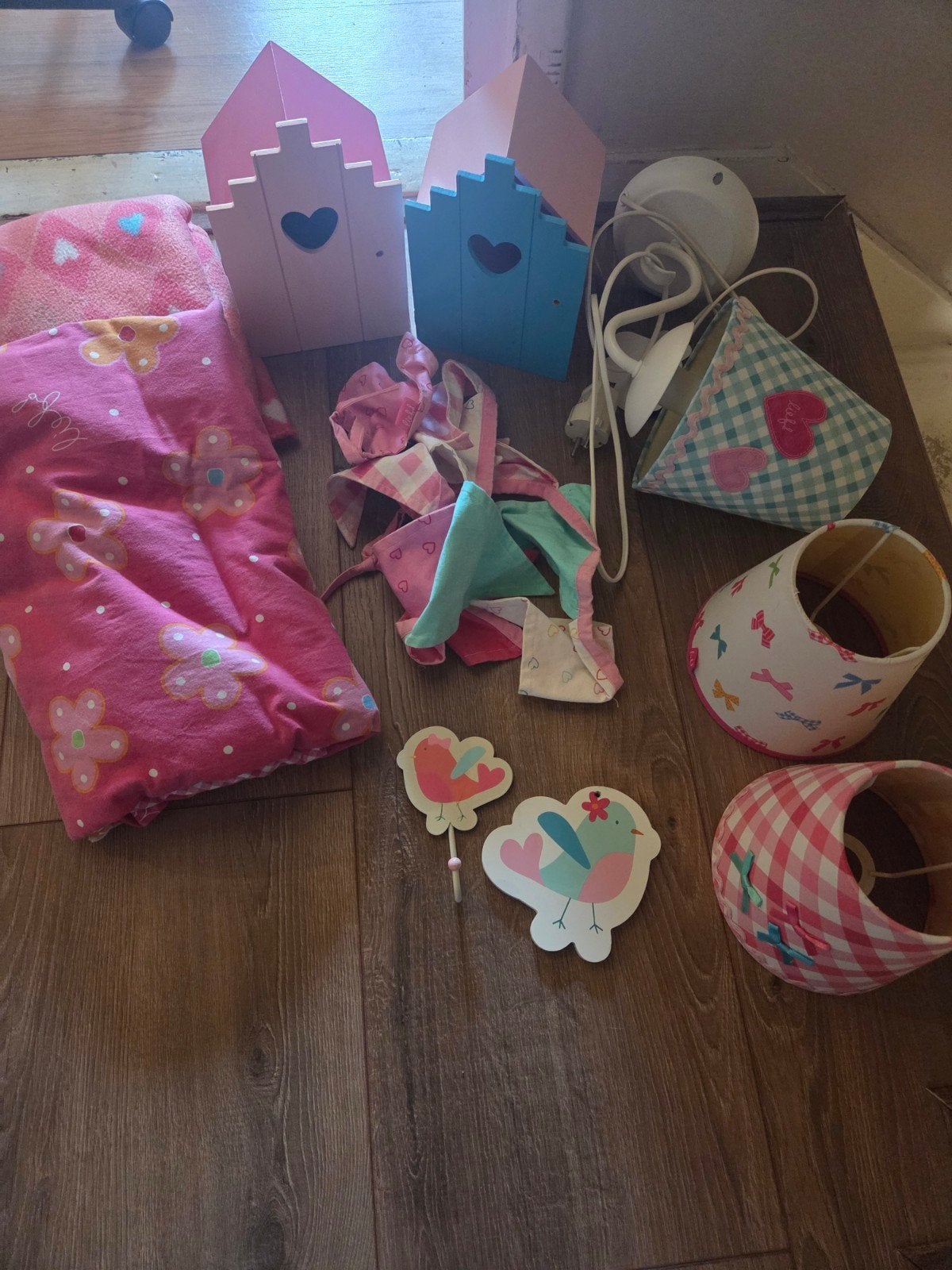 LIEF! Spullen, Ophalen, Versiering