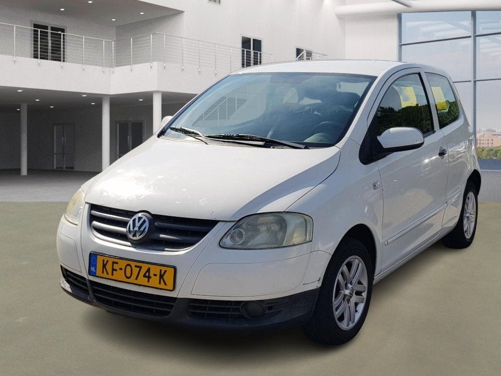 Volkswagen Fox 1.4 Optive ( APK KEURING BIJ AFLEVERING! ), Auto's, Volkswagen, Voorwielaandrijving, 4 stoelen, Wit, Bedrijf