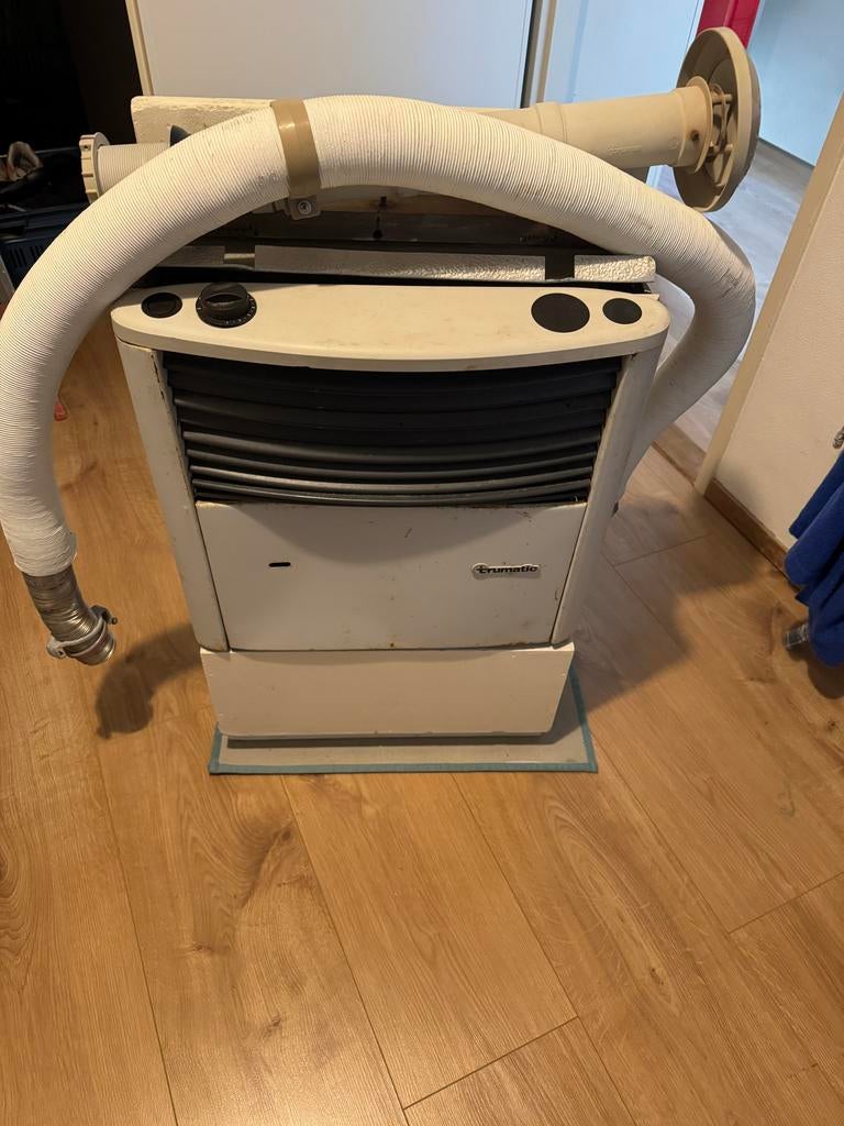 Gaskachel Truma S3002P - Opknapper voor camper/tuinhuis, Ophalen, 30 tot 80 cm, Gebruikt, Kachel