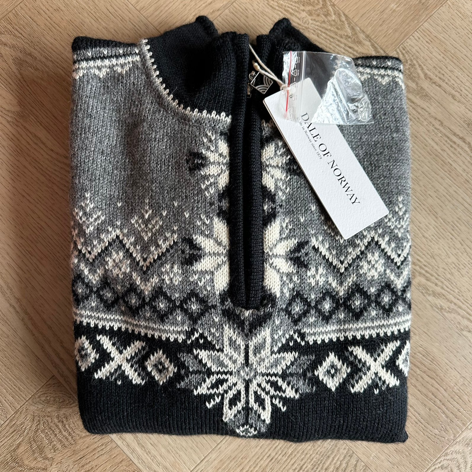 Dale of Norway Anniversary Sweater - Nieuw - Small, Ophalen of Verzenden, Nieuw, Maat 46 (S) of kleiner, Zwart