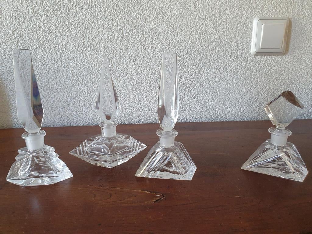 4 Karaffen  Bleikristal 16 cm hoog., Antiek en Kunst, Ophalen of Verzenden