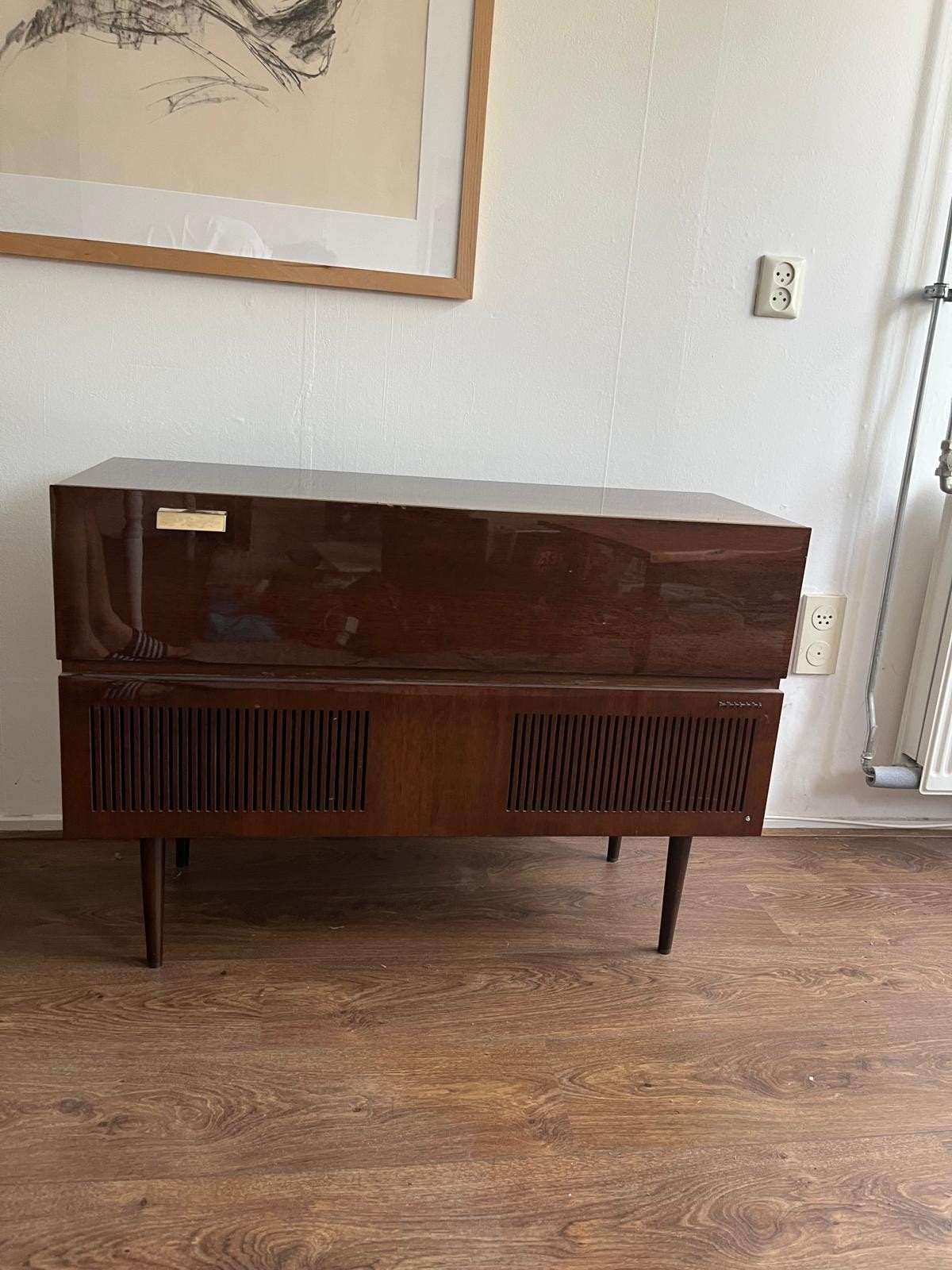 Radio tv meubel, Ophalen, Gebruikt