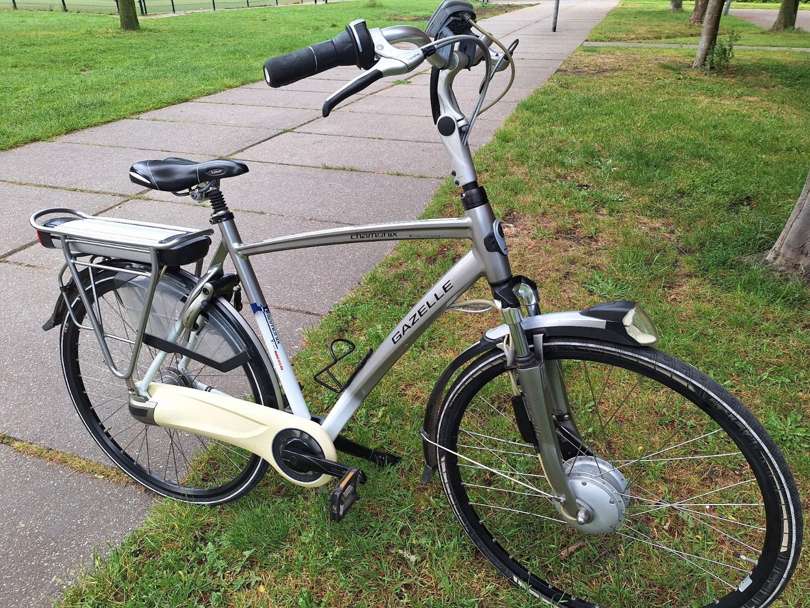 IN ZEER NETTE STAAT GAZELLE CHAMONIX ELEKTRISCHE HERENFIETS, Fietsen en Brommers, Ophalen, Zo goed als nieuw, 55 tot 59 cm, Gazelle