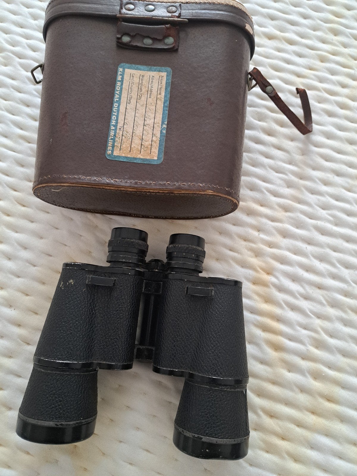 Vintage verrekijker met KLM Royal Dutch Airlines hoes, Gebruikt, 8 tot 12x, Met hoes of tas, Porro (met knik)