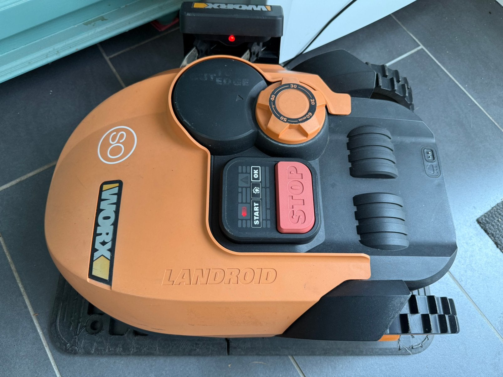 Worx Landroid WR105S robotmaaier compleet met toebehoren, Ophalen, Cirkelmaaier, Gebruikt, Elektrische grasmaaier