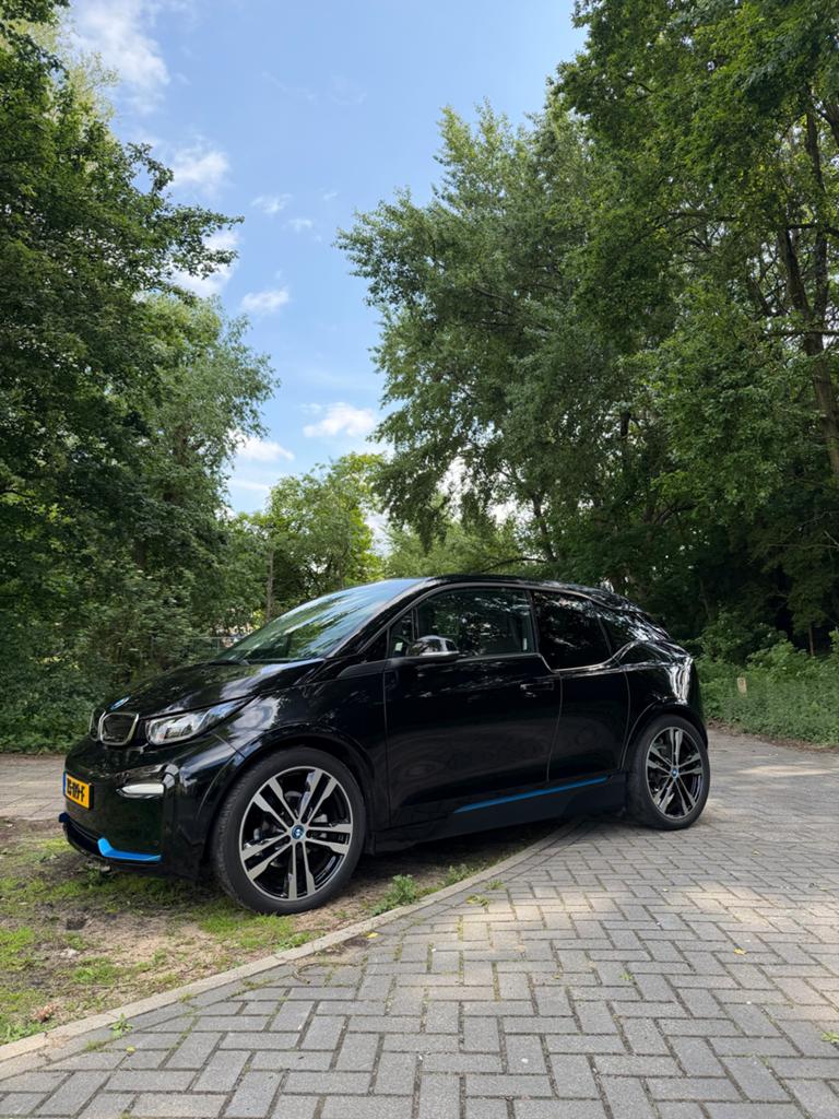 BMW i3s 184pk (94 Ah) Aut 2018 Zwart, Automaat, Achterwielaandrijving, 50 €/maand, 4 stoelen