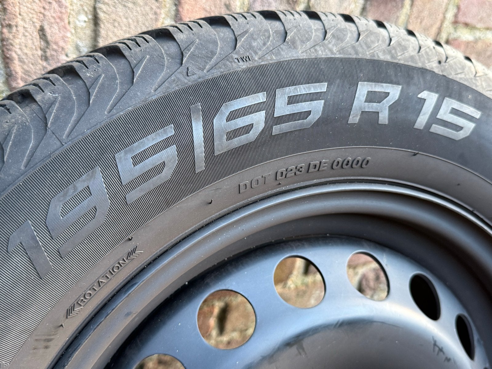 Vredestein Wintrac winterbanden op stalen velgen 195/65 R15, Ophalen, Gebruikt, 15 inch, Banden en Velgen