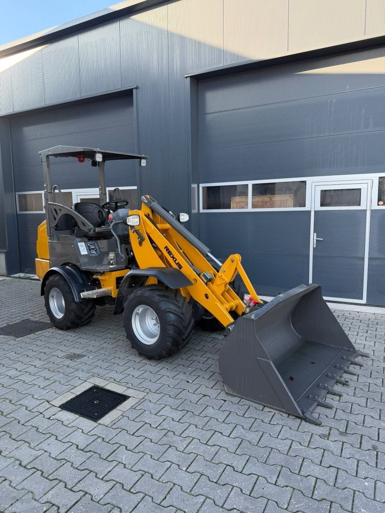 Rexus H2600 minishovel YANMAR diesel. NIEUW gratis geleverd, Ophalen of Verzenden, Wiellader of Shovel